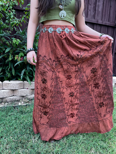 Pari Vintage Vibe Rustic Embroidery Maxi Skirt