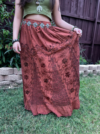 Pari Vintage Vibe Rustic Embroidery Maxi Skirt