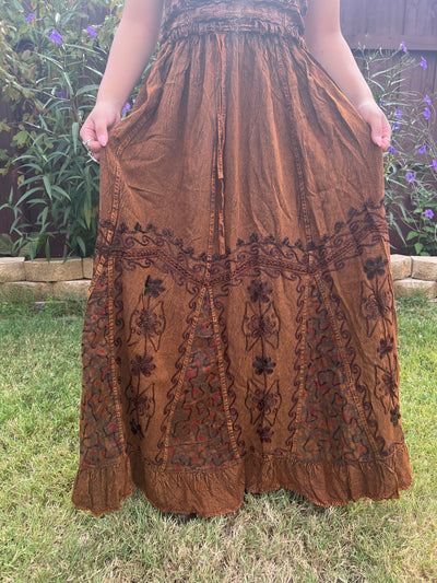 Pari Vintage Vibe Brown Embroidery Maxi Skirt