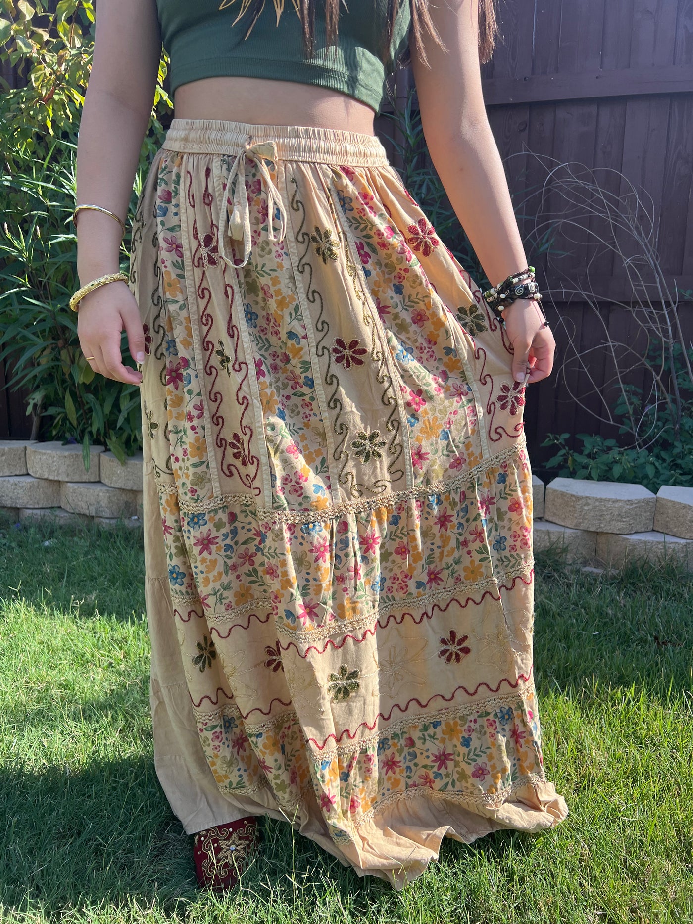 Pari Vintage Vibe Floral Maxi Skirt