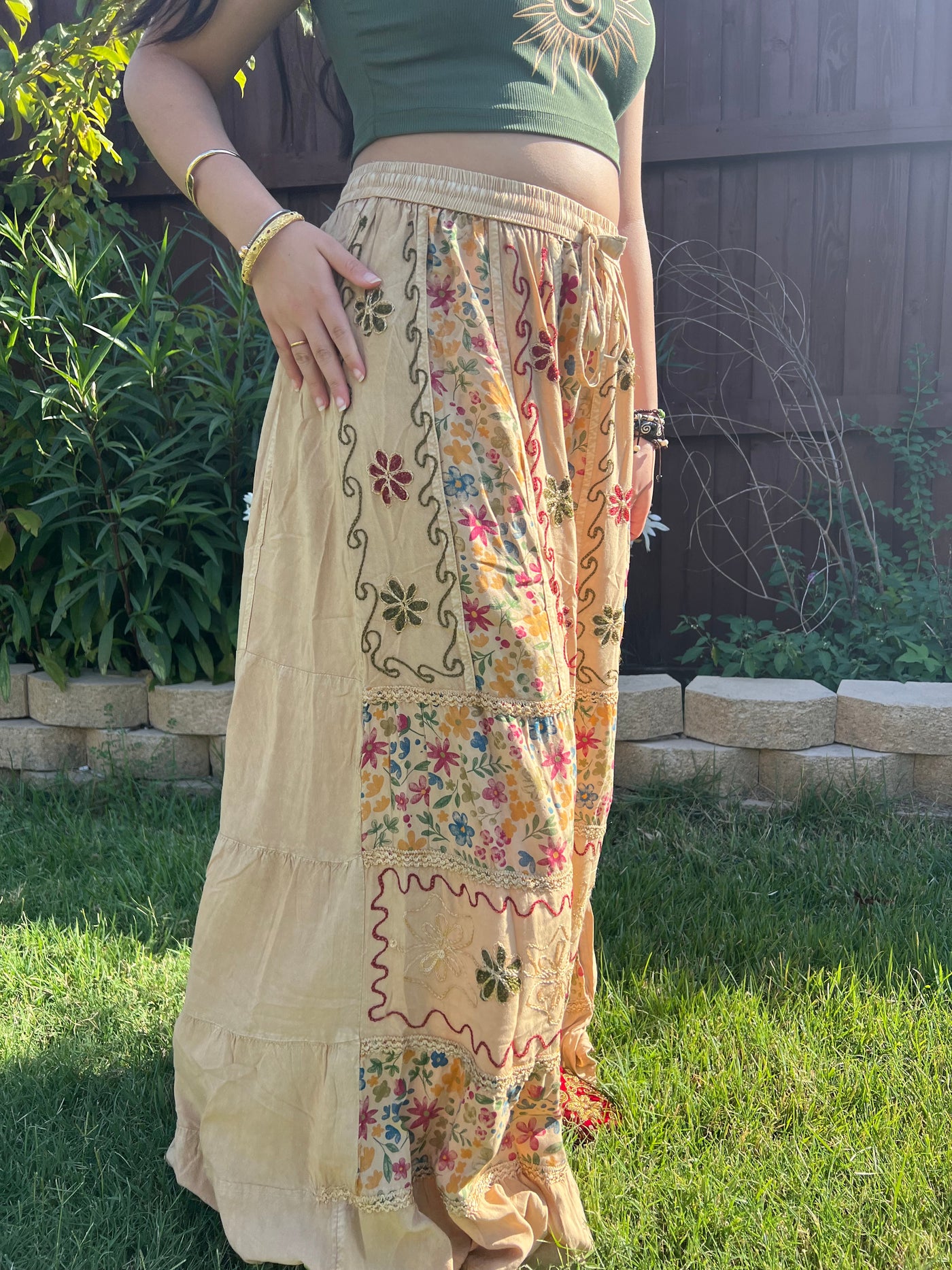 Pari Vintage Vibe Floral Maxi Skirt