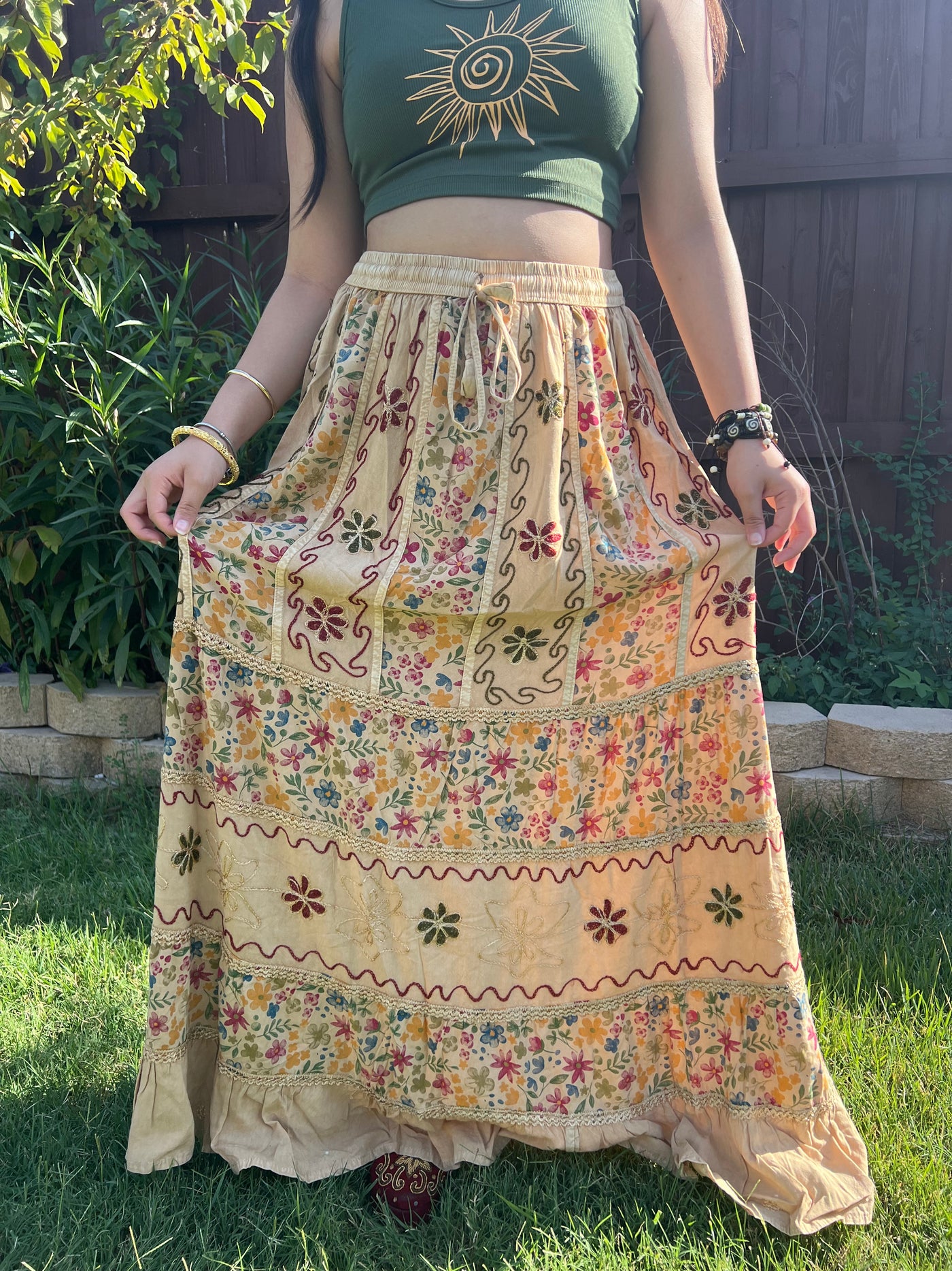 Pari Vintage Vibe Floral Maxi Skirt