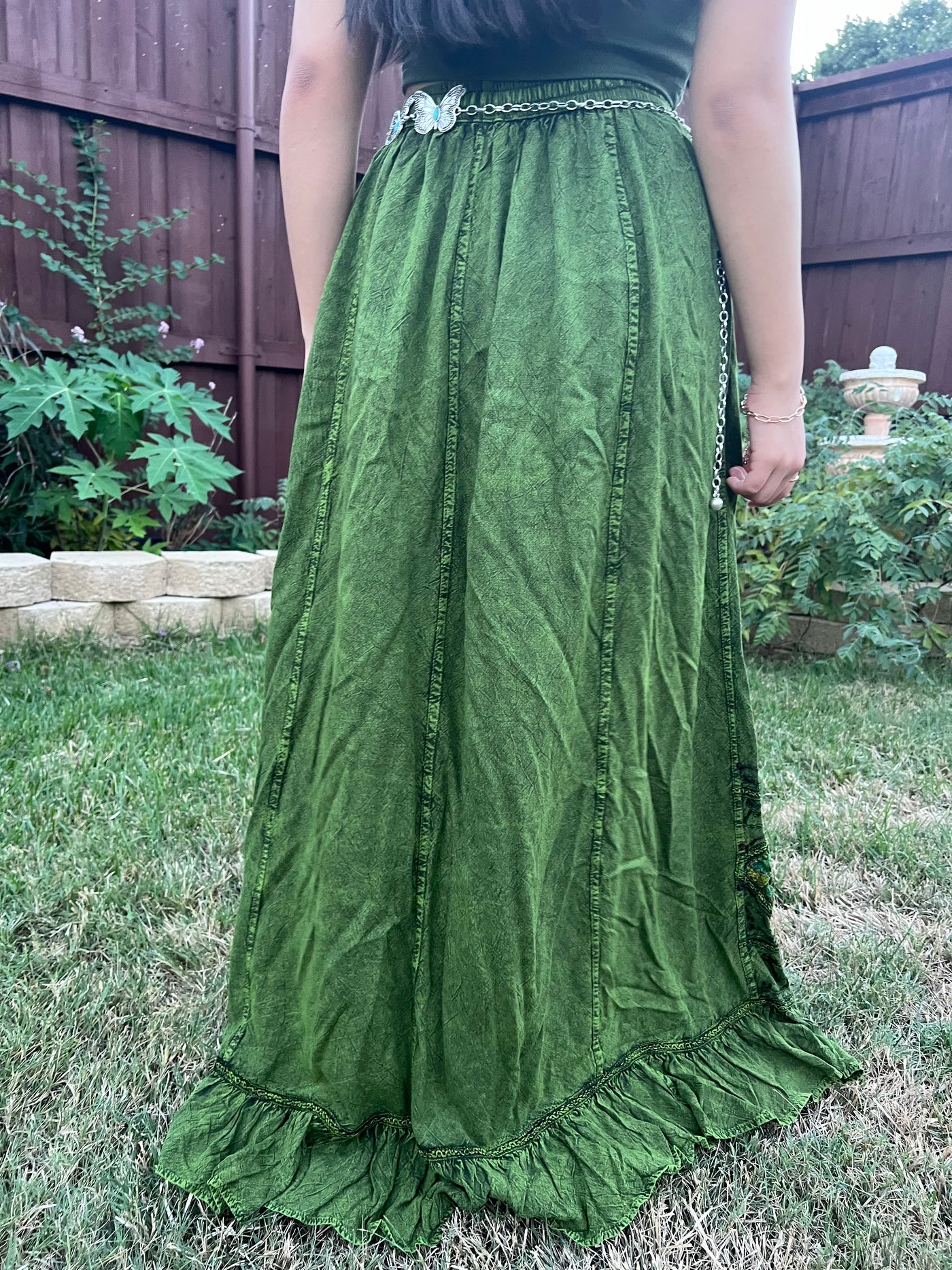 Pari Vintage Vibe Green Embroidery Maxi Skirt